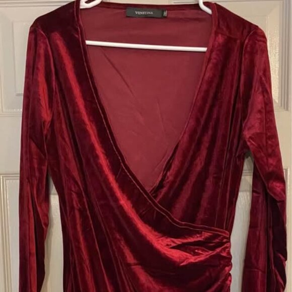 Elegant Velvet Wrap Dress - Burgundy - Picture 2 of 4